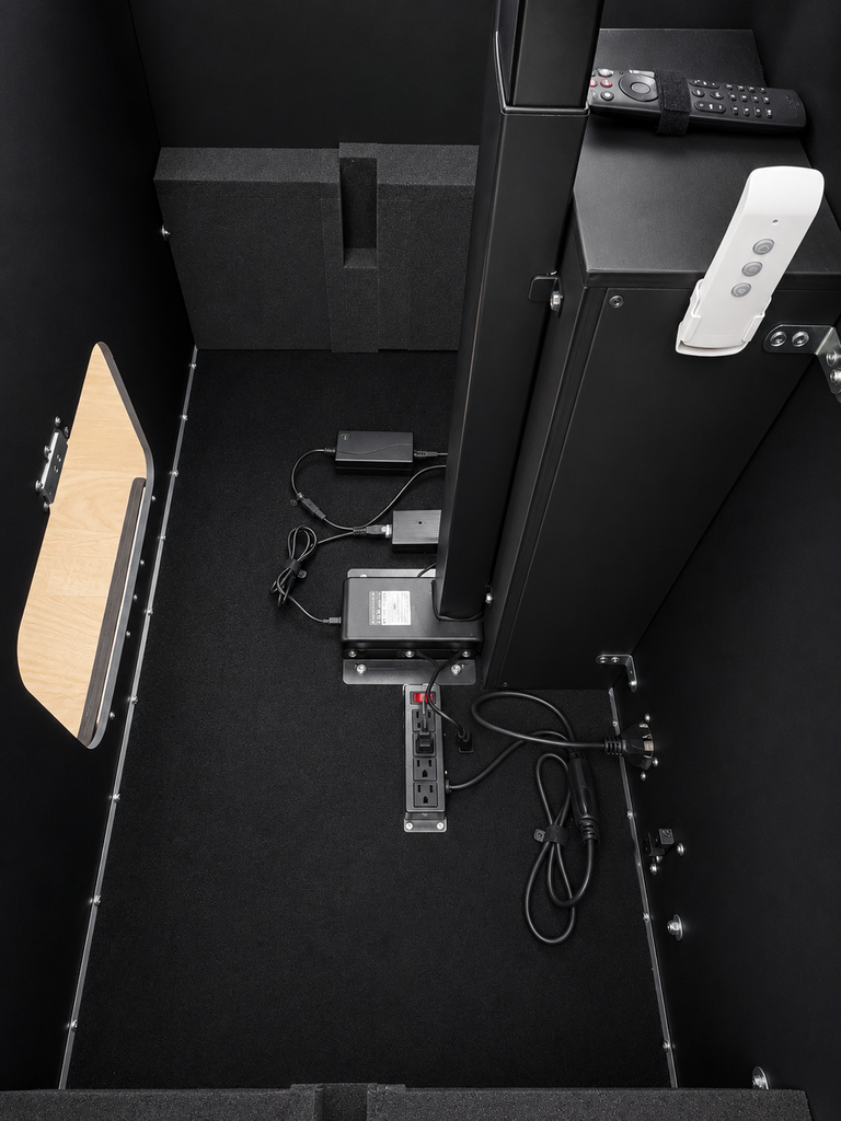 MOTORIZED 50" TV SIDELINE ROAD CASE - SMOKIN ACE